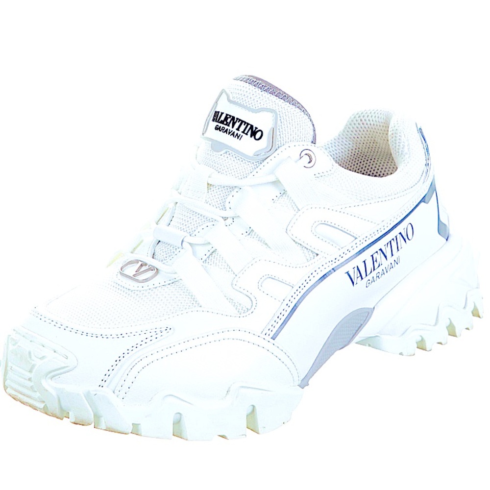 Authentic Valentino Garavani Sneakers!Includes Box, xtra laces & dustbag!Trade?